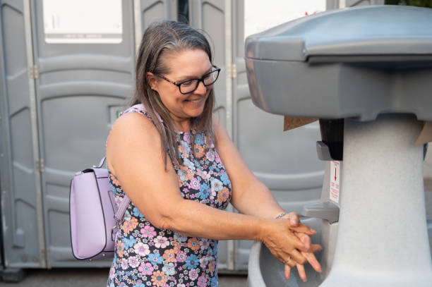 Porta potty rental for outdoor events in Tashua, CT